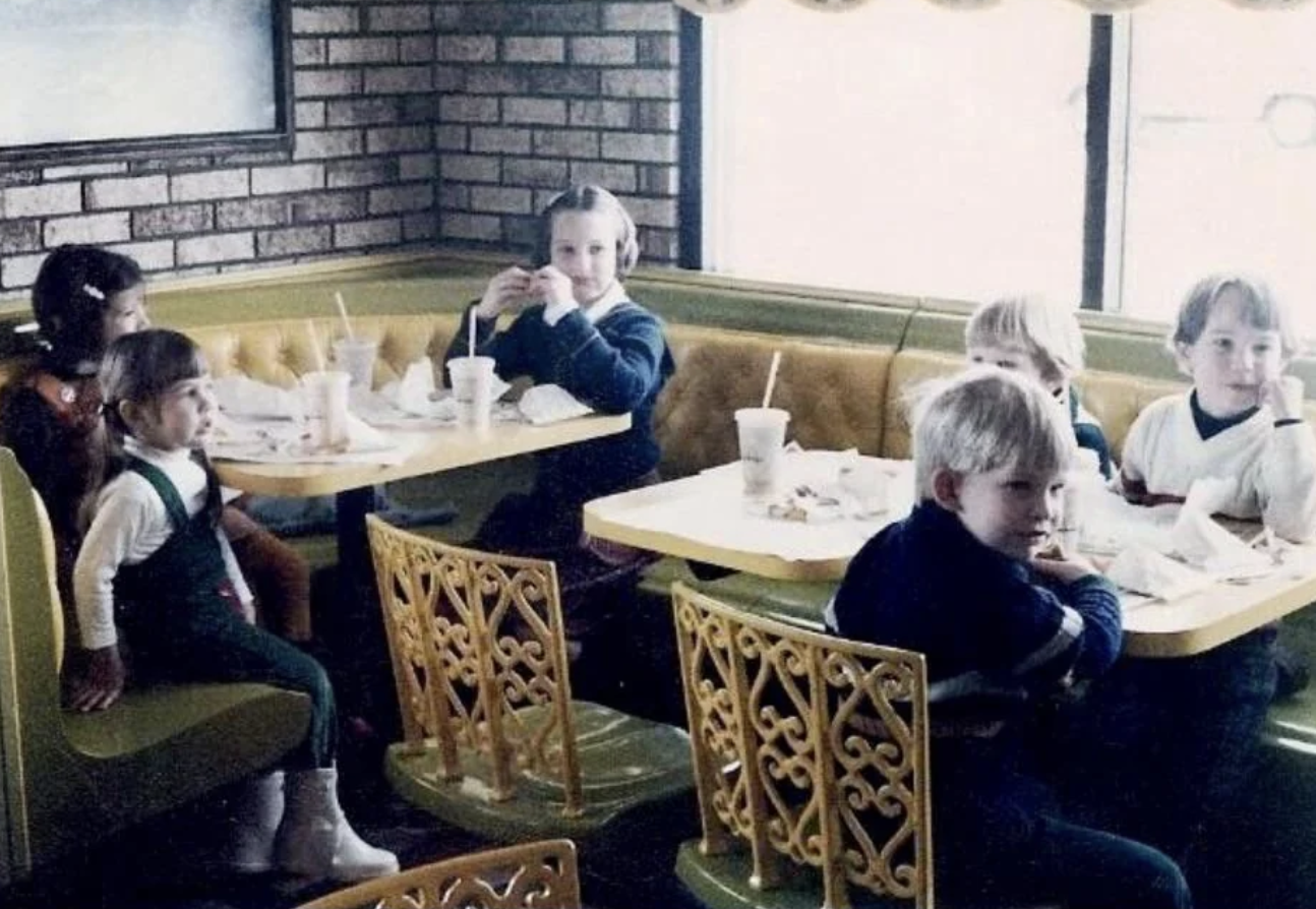 Blast From The Past: 26 Photos of Birthday Parties At McDonald's